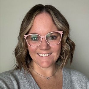 Meet your Posher, Sarah